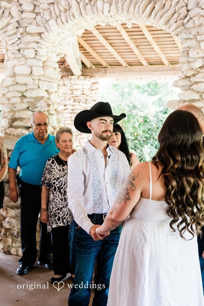 Gardens at West Green Wedding // Siena & Arnulfo -