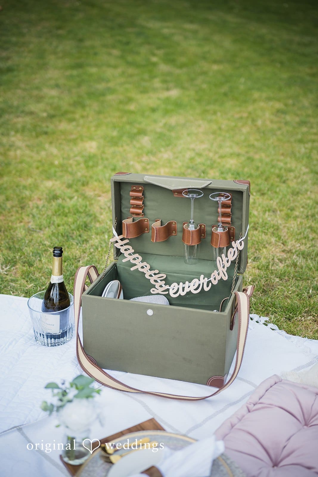 Hillsboro Court House Wedding // Erika & John -