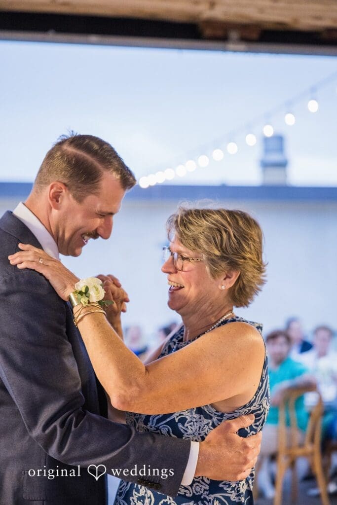 La Jolla Cove Rooftop Wedding // Lindsay & Ben -