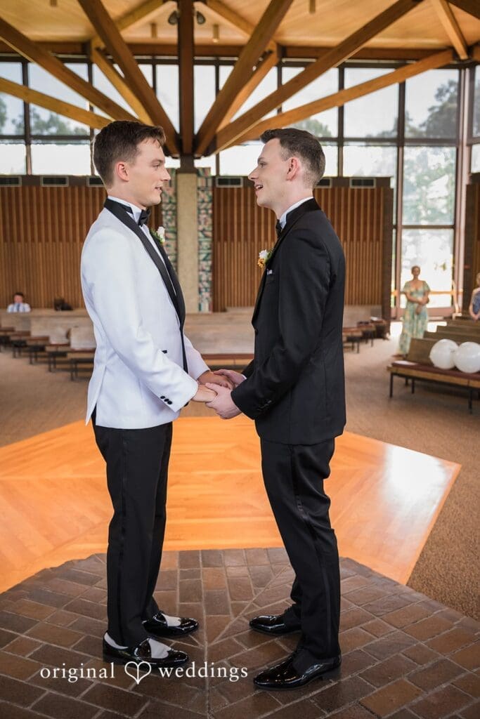 Austin + Noah Macalester College Wedding // Austin & Noah -