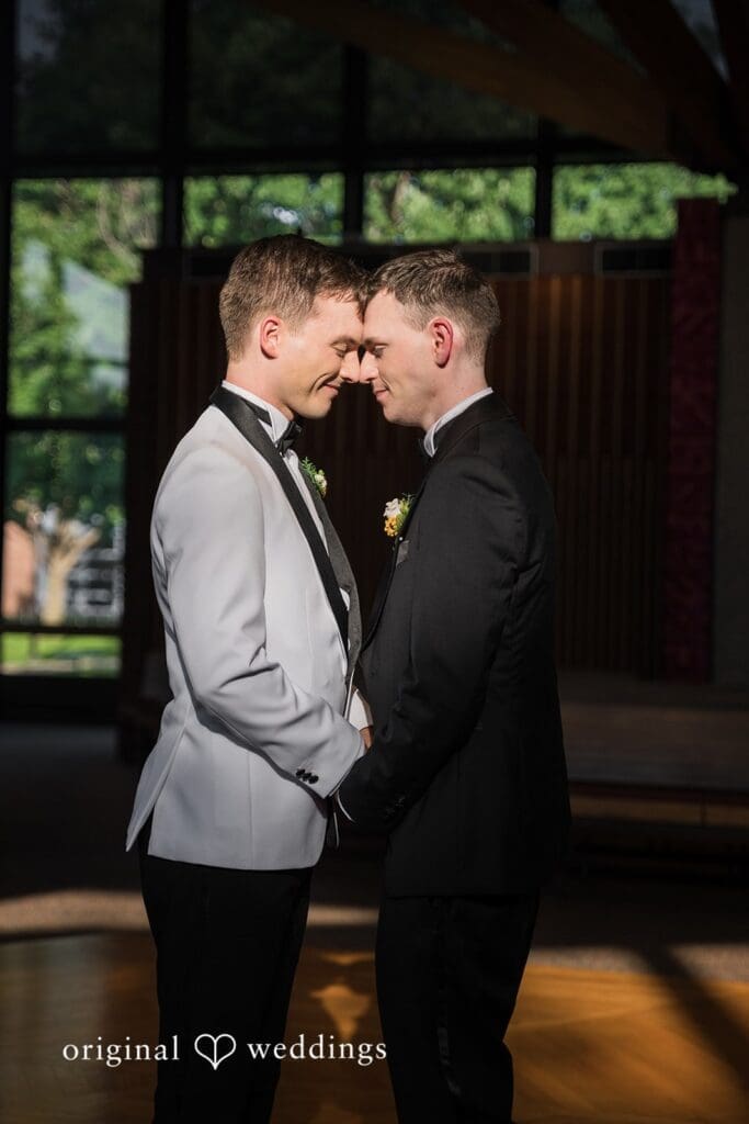 Austin + Noah Macalester College Wedding // Austin & Noah -