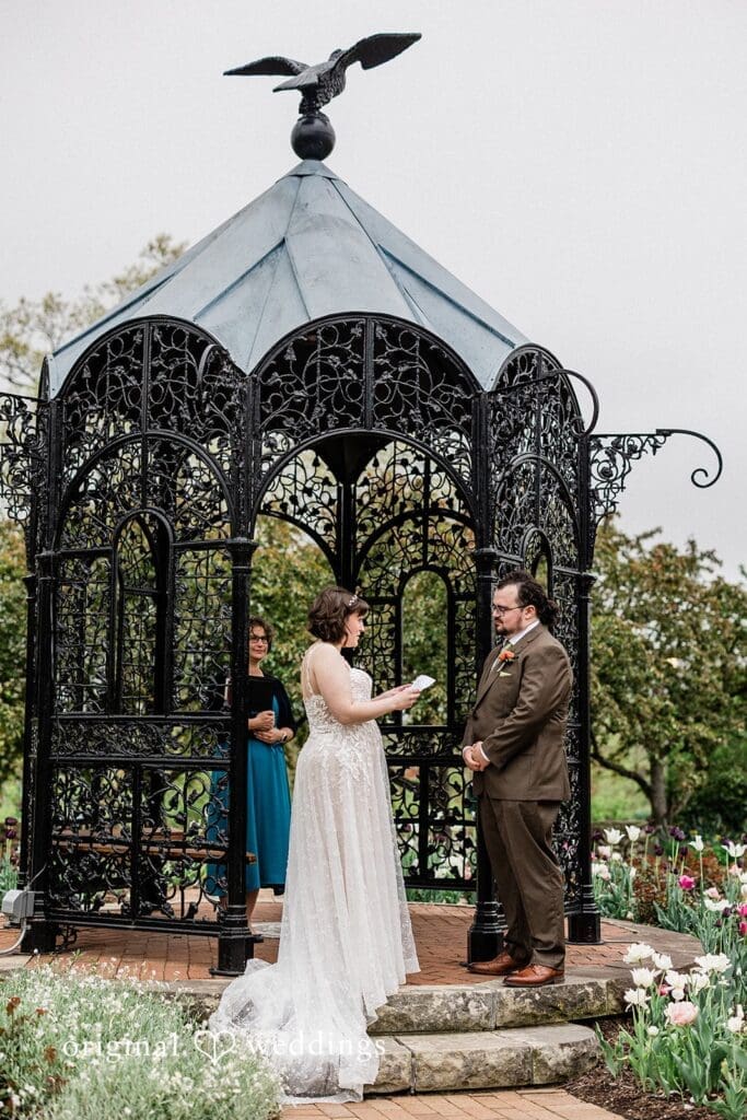 Ryan + Emily Minnetrista Wedding // Emily & Ryan -