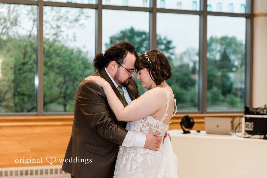 Ryan + Emily Minnetrista Wedding // Emily & Ryan -