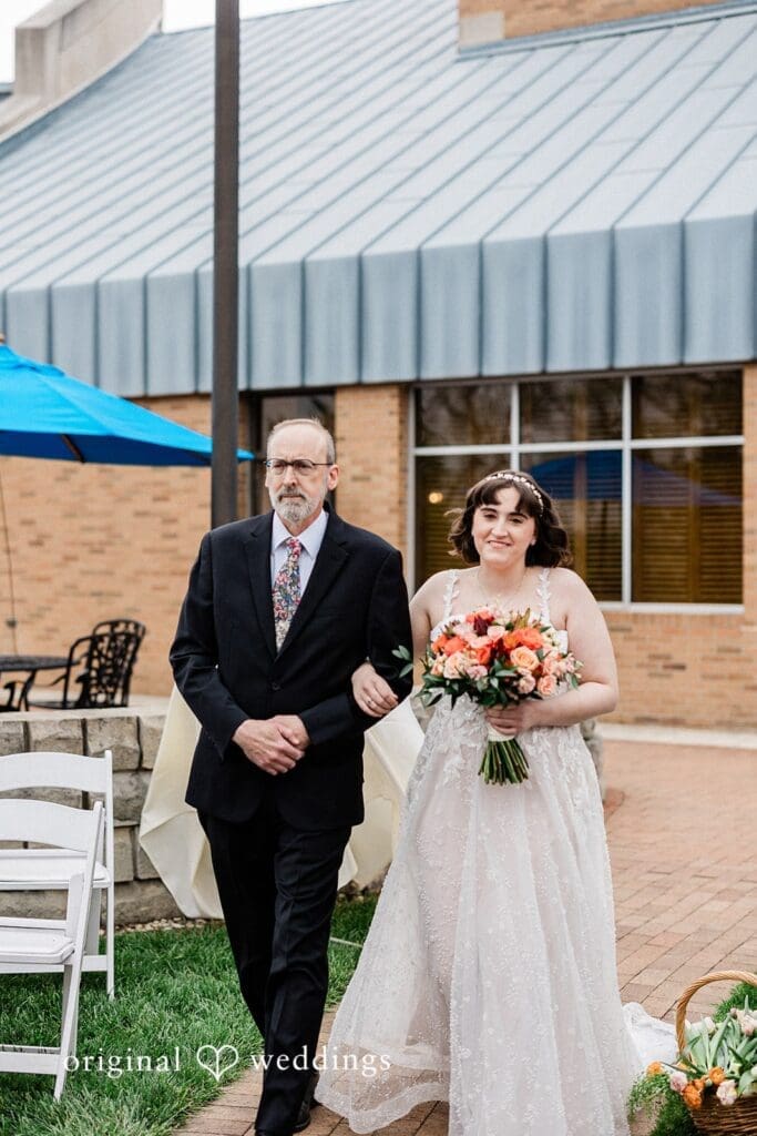 Ryan + Emily Minnetrista Wedding // Emily & Ryan -