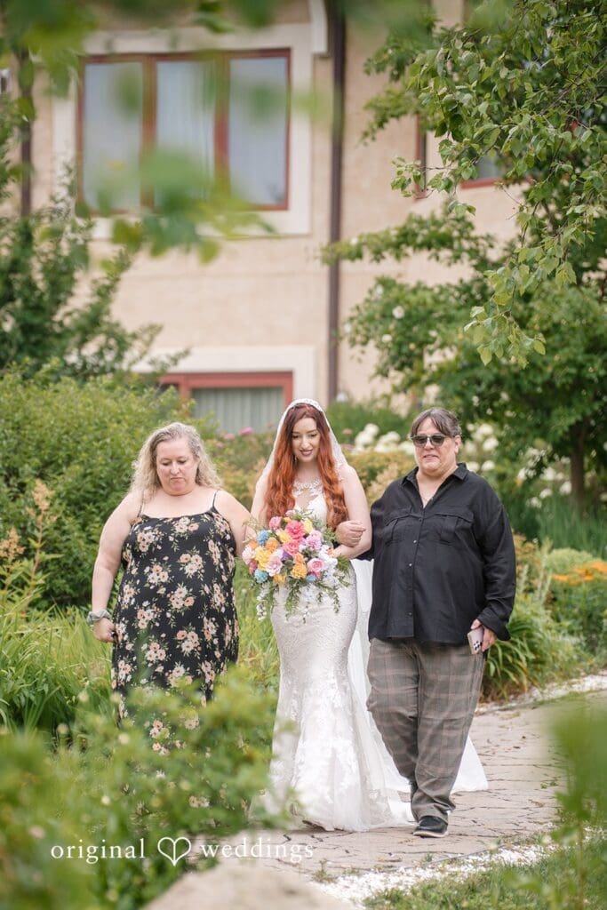 Chris + Isabella Mirbeau Inn & Spa Wedding // Isabella & Chris -