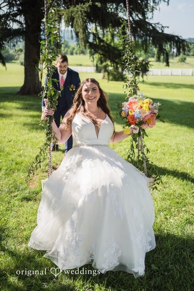 Megan + Zachary Raspberry Plain Manor Wedding // Megan & Zachary -