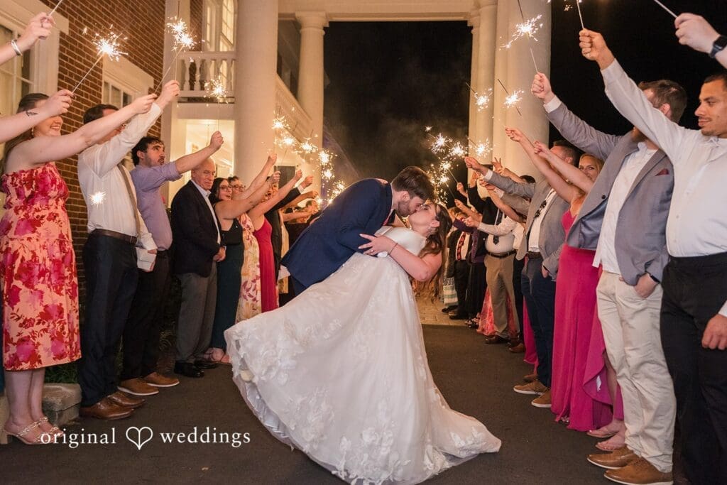 Megan + Zachary Raspberry Plain Manor Wedding // Megan & Zachary -