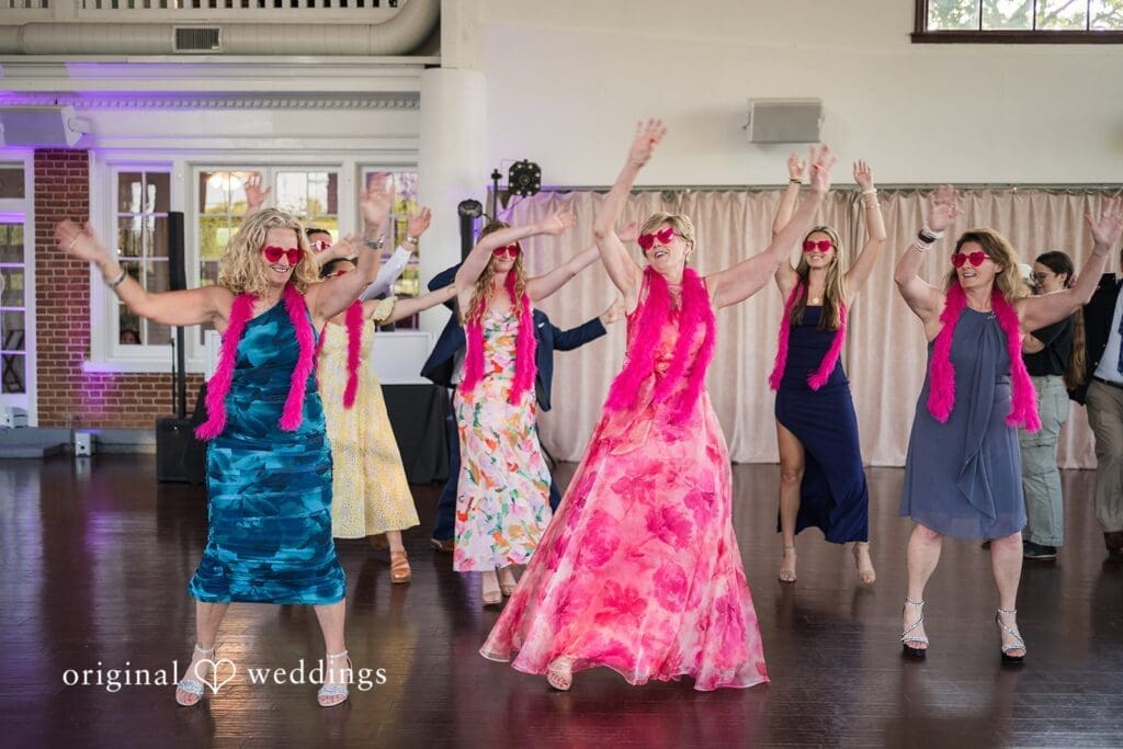 Megan + Zachary Raspberry Plain Manor Wedding // Megan & Zachary -