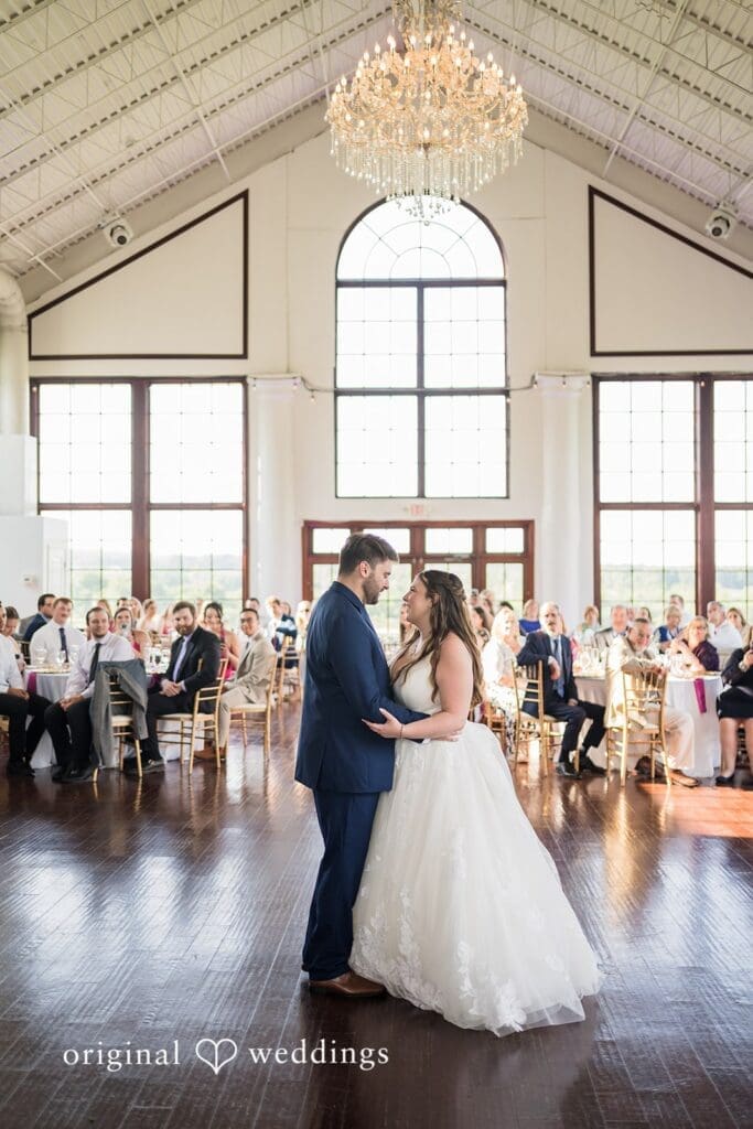 Megan + Zachary Raspberry Plain Manor Wedding // Megan & Zachary -