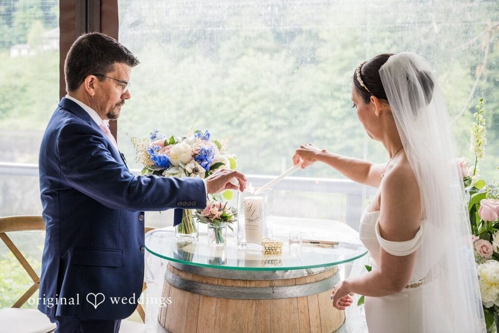 Salish Lodge and Spa Wedding // Leah & John -