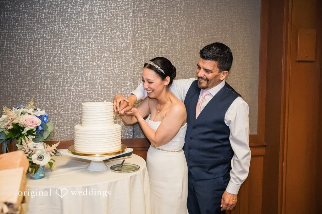 Salish Lodge and Spa Wedding // Leah & John -