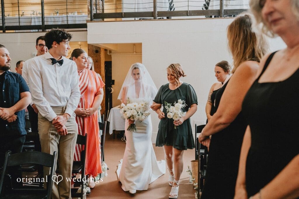 Sole Repair Shop Wedding // Clara & Connor -