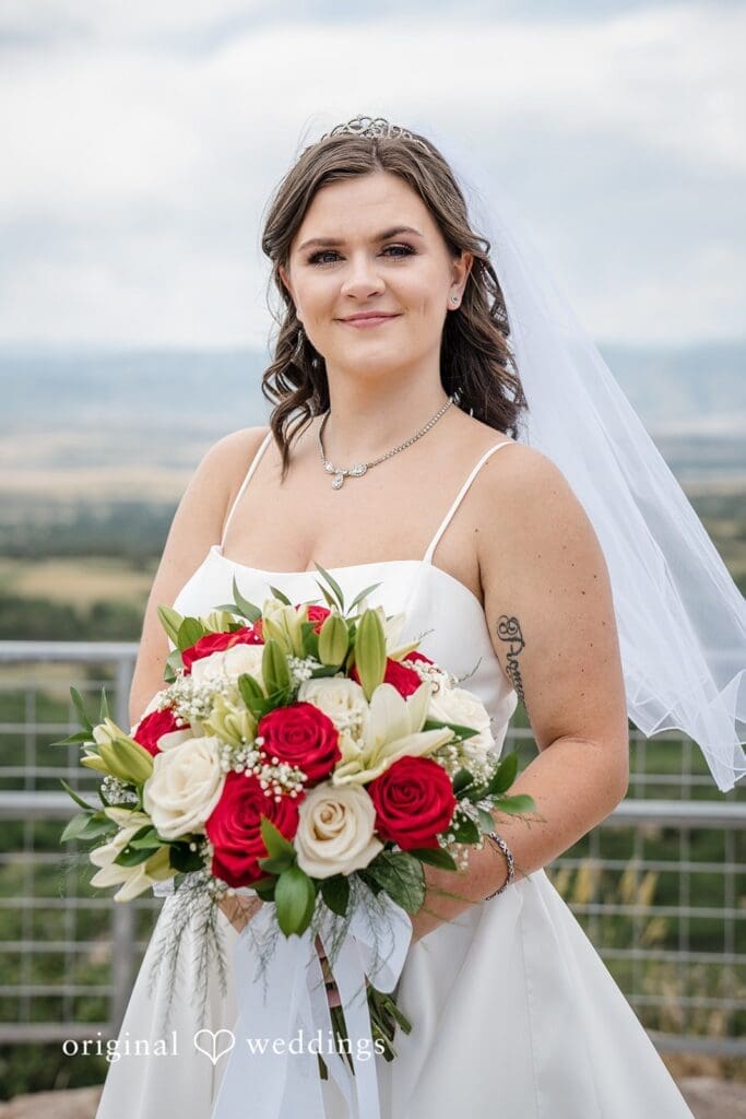 Alexa + Andrew Southridge Rec Center Wedding // Alexa & Andrew -