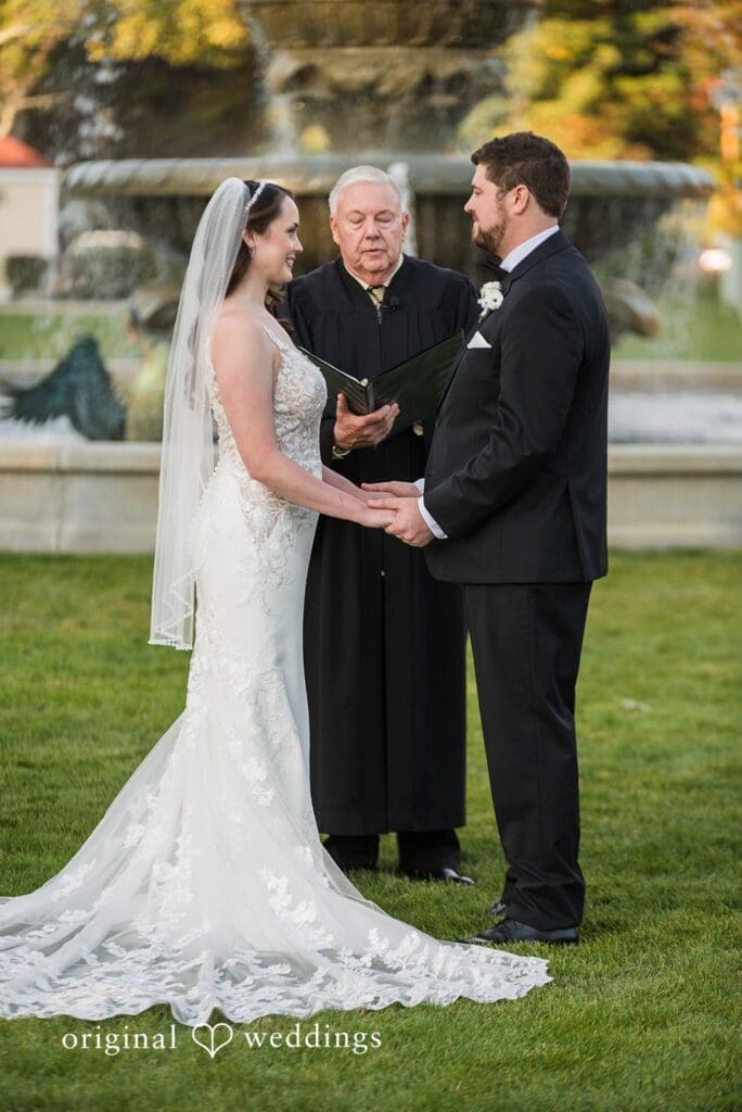 Tupper Manor Wedding // Mikayla & Travis -