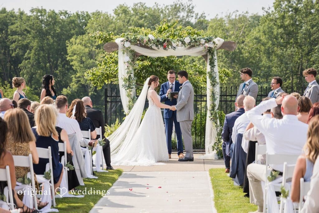 Best Cleveland Wedding Venues for Gorgeous Wedding Photos and Video -