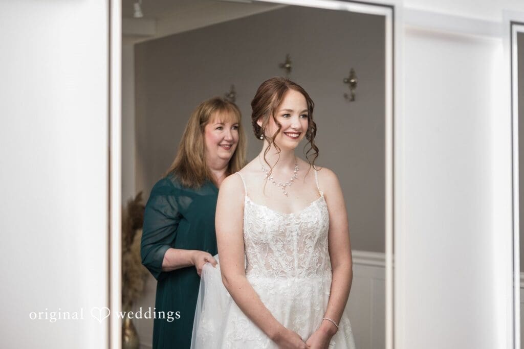 Kailey + Riley Valley of the Eagles Wedding // Kailey & Riley -