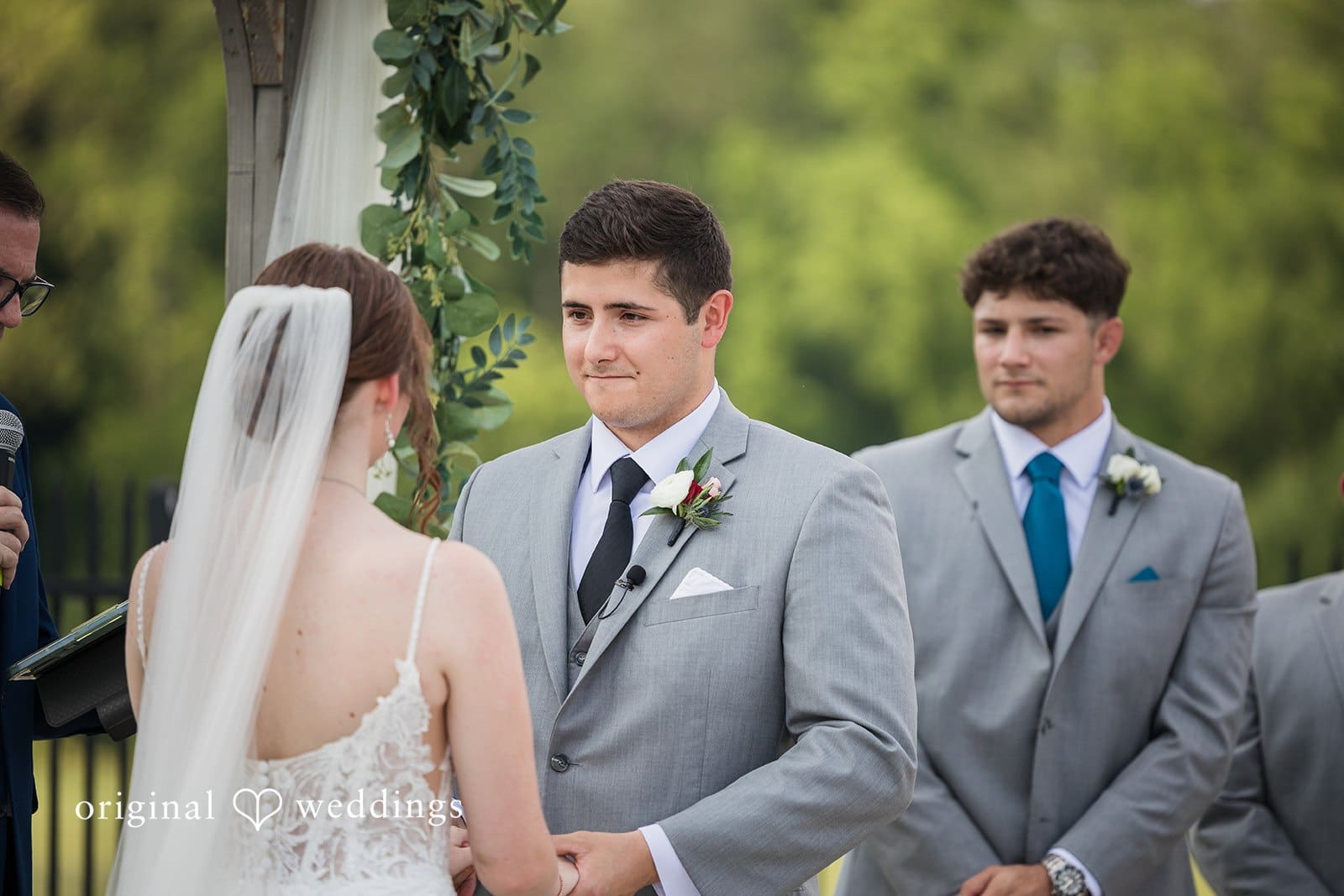 Valley of the Eagles Wedding // Kailey & Riley -