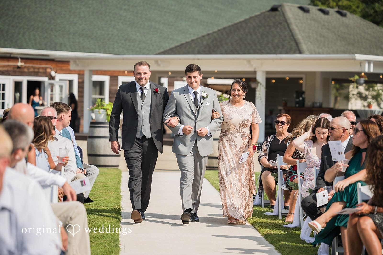 Valley of the Eagles Wedding // Kailey & Riley -