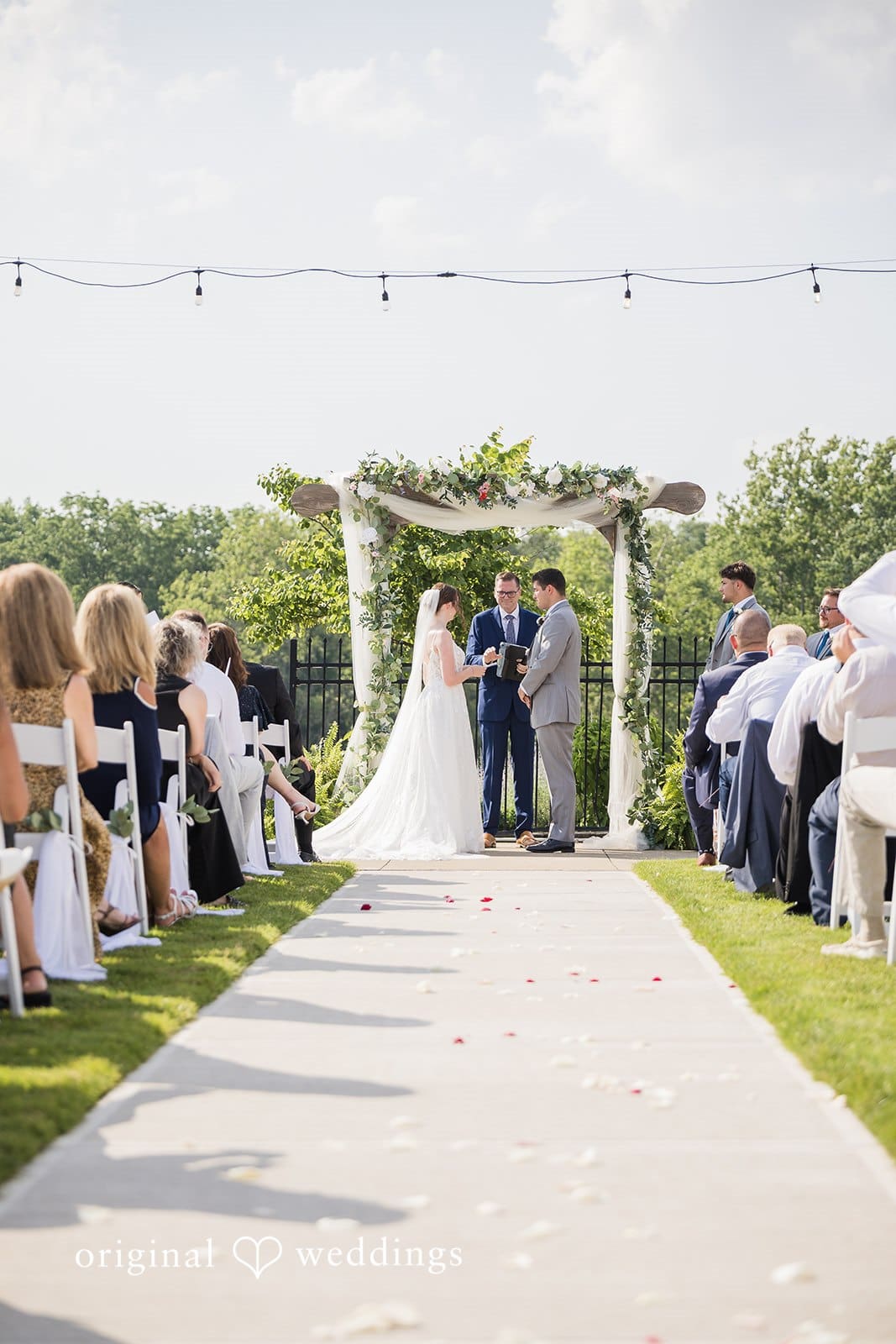 Valley of the Eagles Wedding // Kailey & Riley -