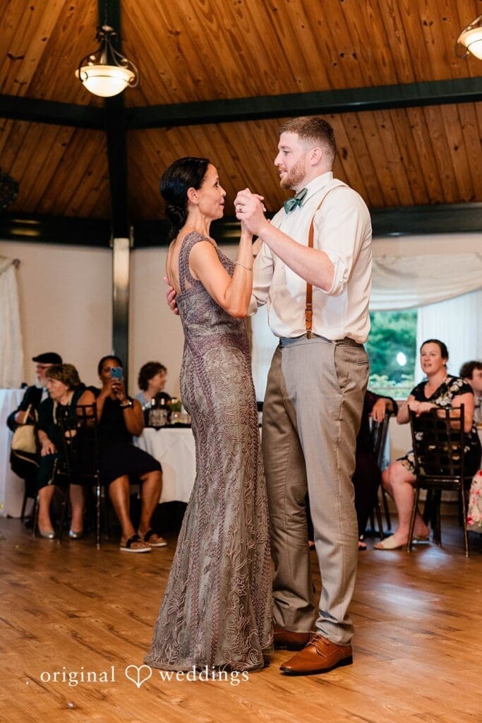 Corey + Stacey Wickham Park Wedding // Corey & Stacey -