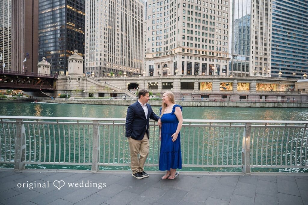 BEST Places for Engagement Photos in Chicago -