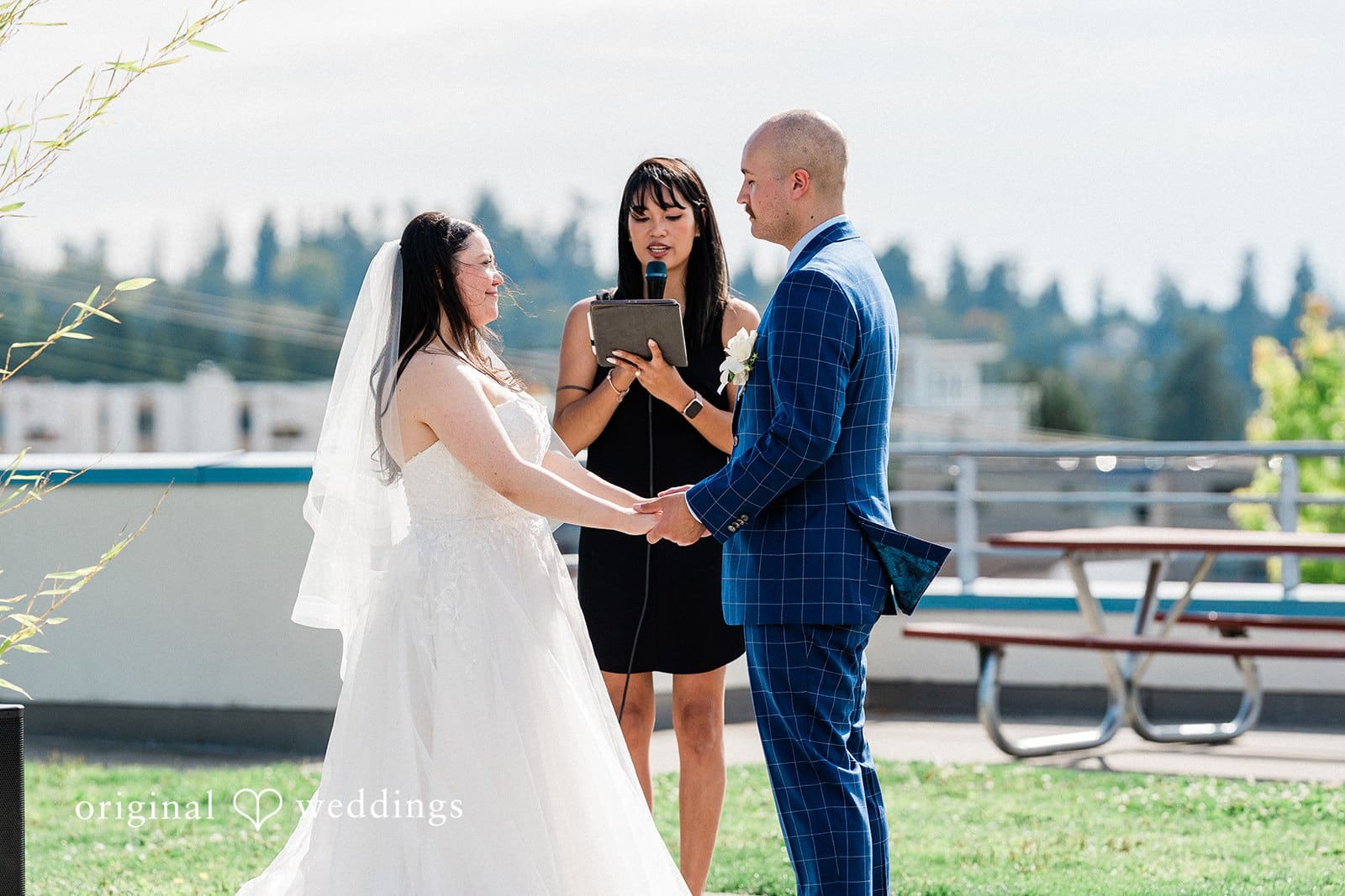 Edmonds Library Wedding // Alexandra & Gabriel -