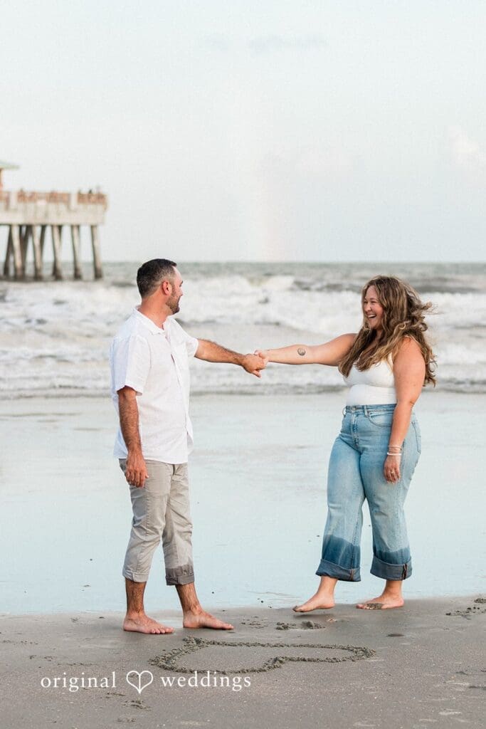 Alex + Courtney Folly Beach Engagement // Alex & Courtney -