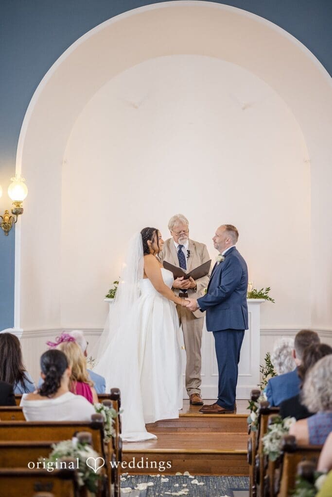 Hood Canal Vista Pavilion Wedding // Maria Clara & Michael -