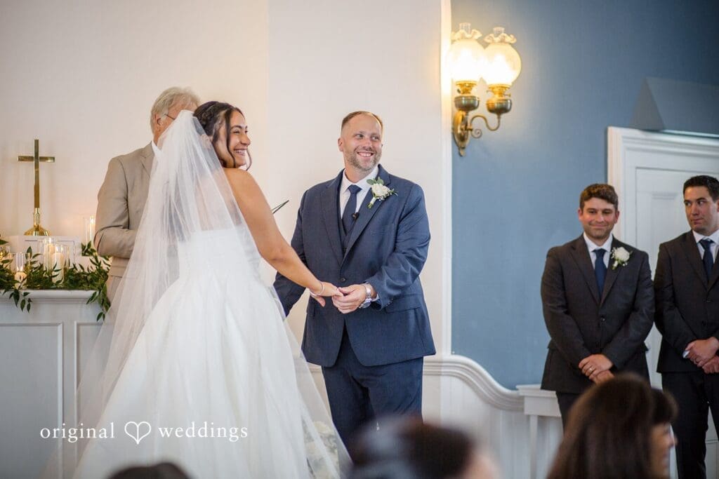 Hood Canal Vista Pavilion Wedding // Maria Clara & Michael -