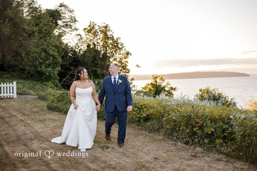Hood Canal Vista Pavilion Wedding // Maria Clara & Michael -