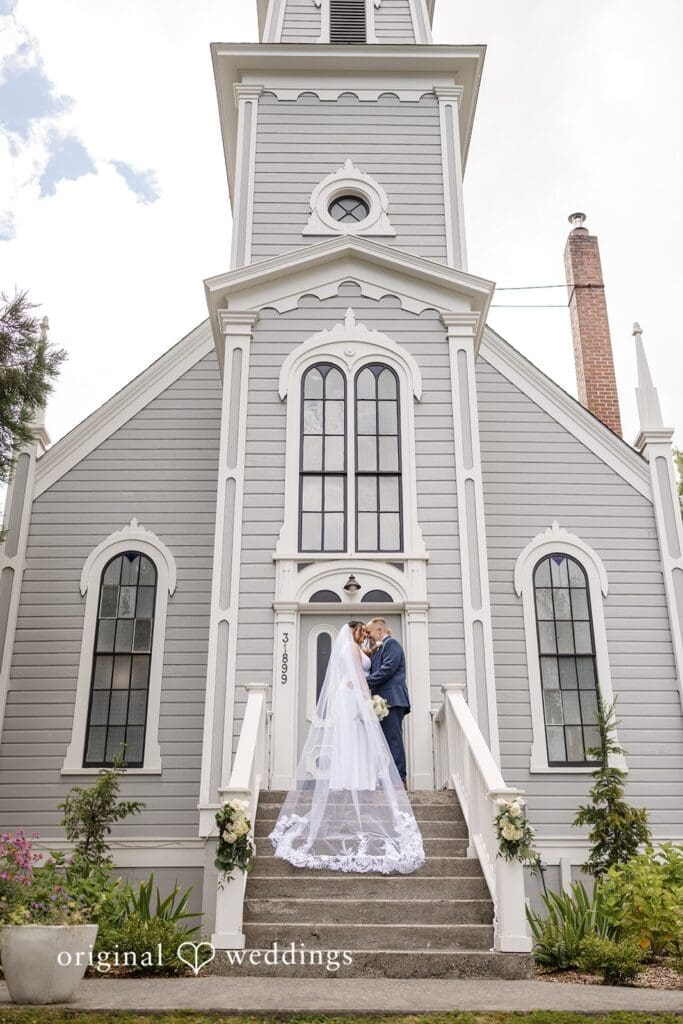 Hood Canal Vista Pavilion Wedding // Maria Clara & Michael -