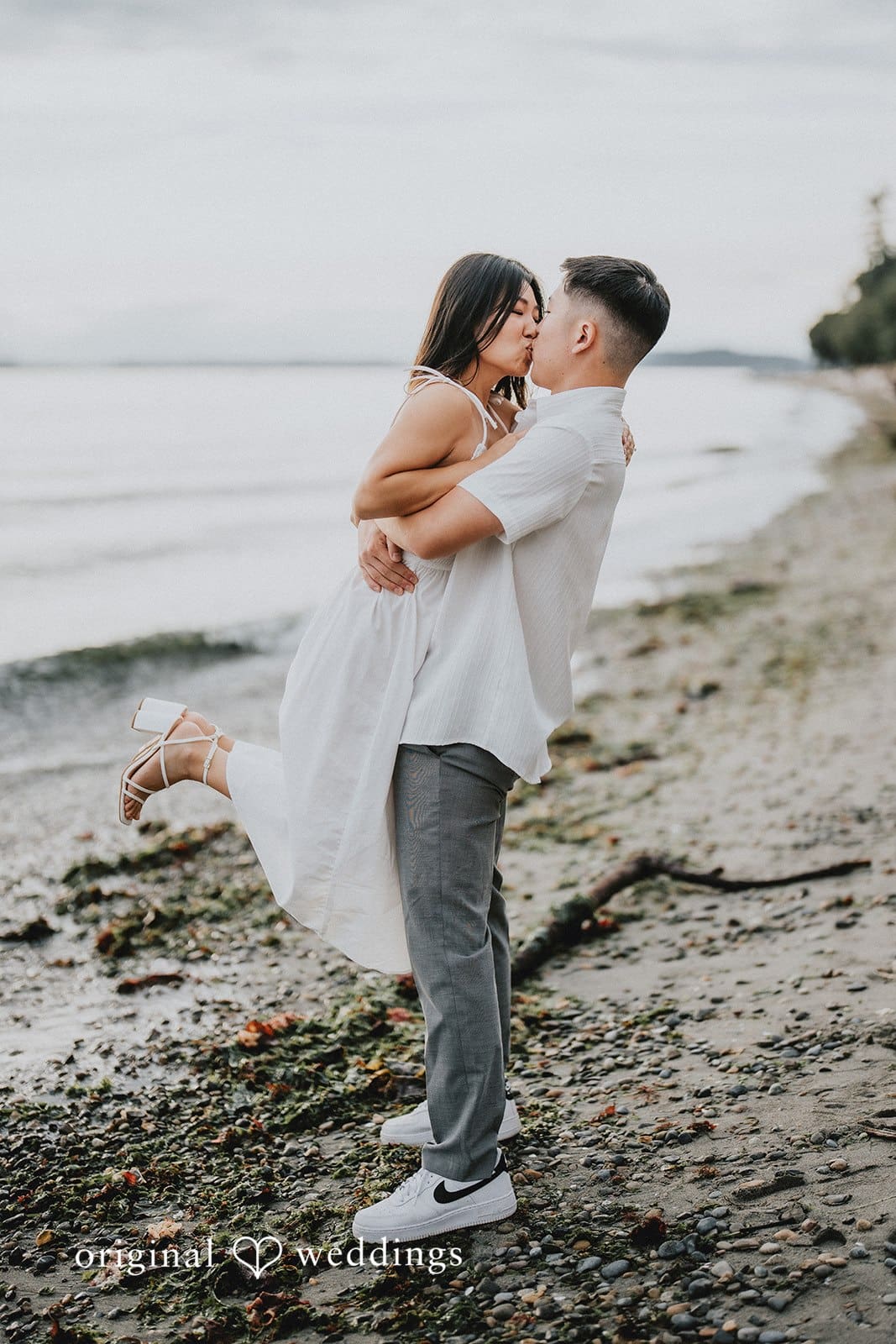 Lincoln Park Engagement // Angie & Andrew -