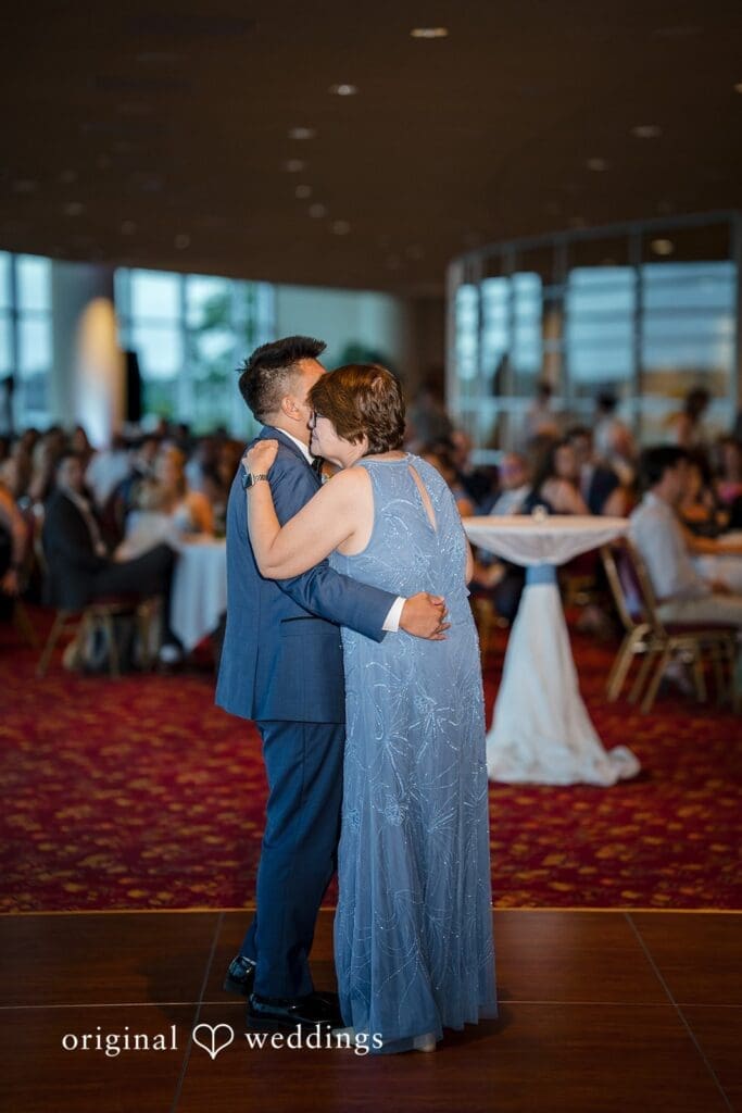Monona Terrace Wedding // Danielle & Russell -