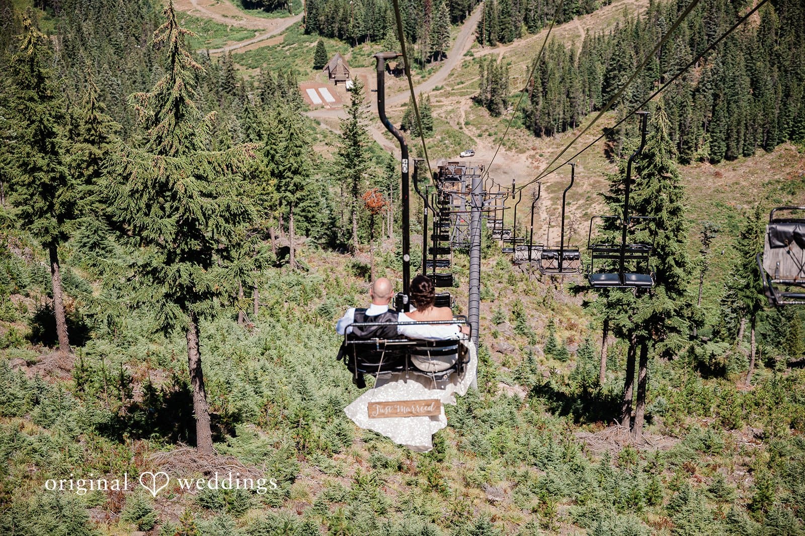 Mt. Hood Skibowl Wedding // Victoria & Tyler -