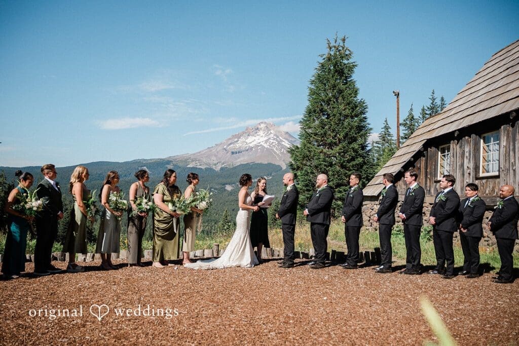 Mt. Hood Skibowl Wedding // Victoria & Tyler -