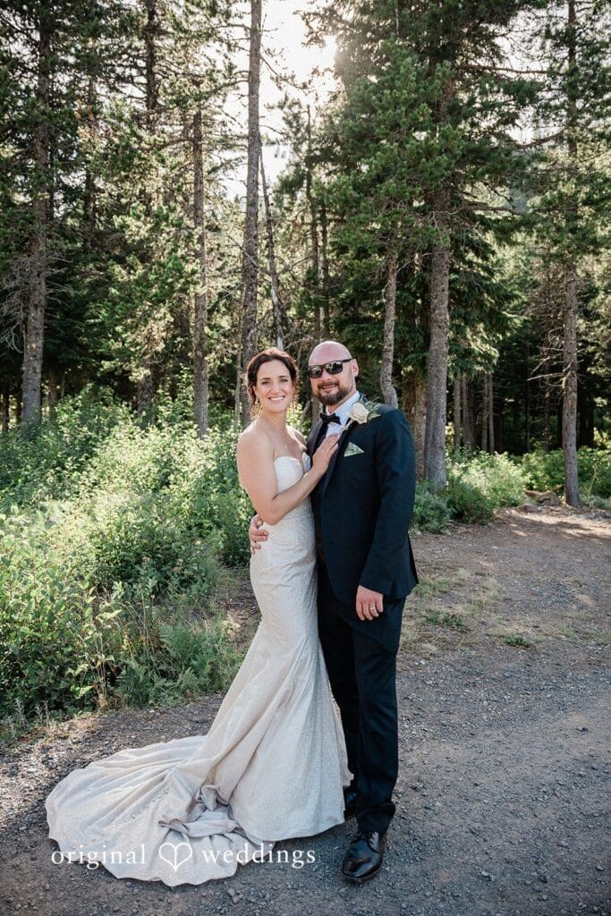 Mt. Hood Skibowl Wedding // Victoria & Tyler -