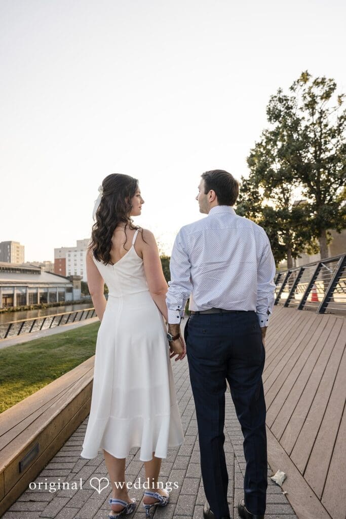 Race Street Pier Engagement // Madalyn & Vincent -