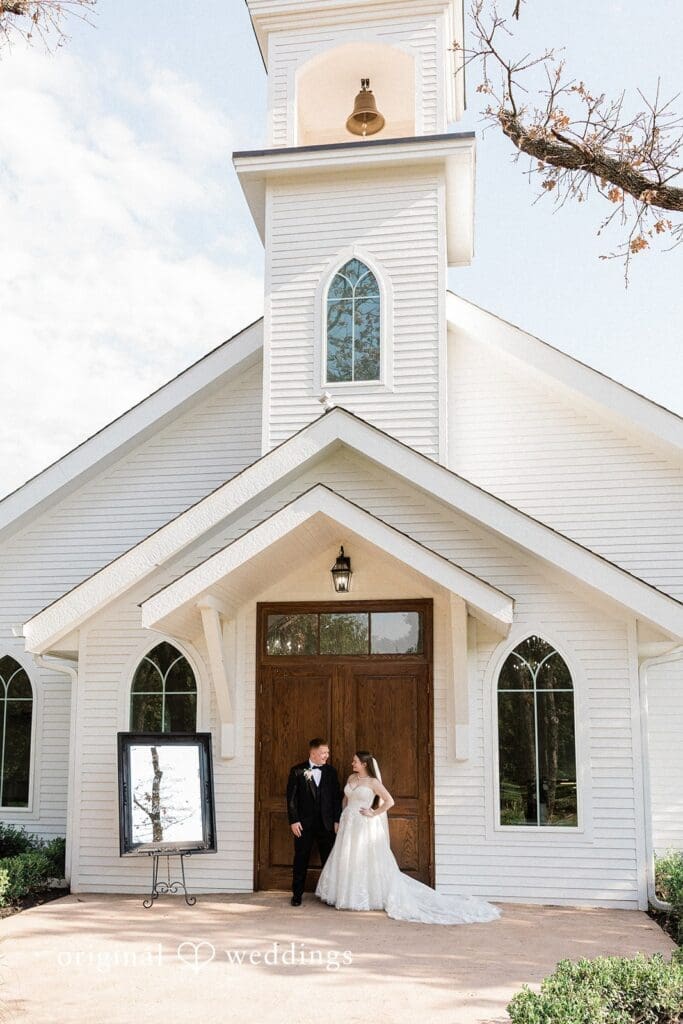 Joe + Kelby The Springs Norman Wedding // Joe & Kelby -