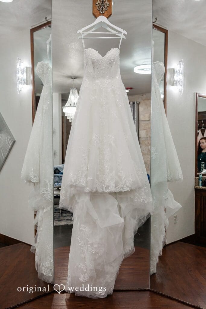 Joe + Kelby The Springs Norman Wedding // Joe & Kelby -