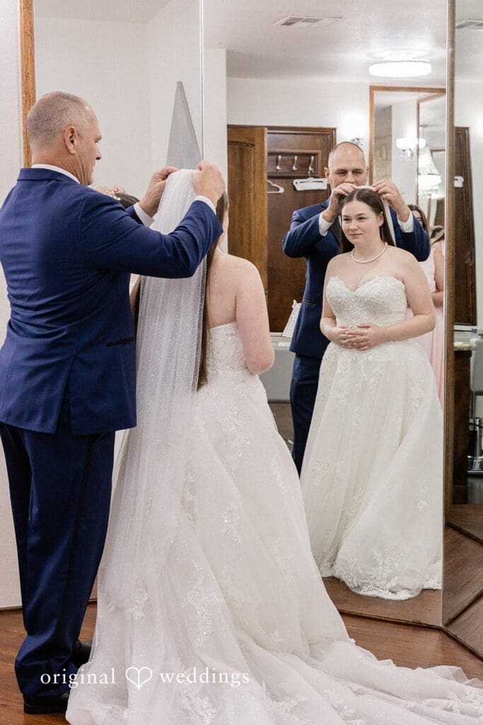 Joe + Kelby The Springs Norman Wedding // Joe & Kelby -