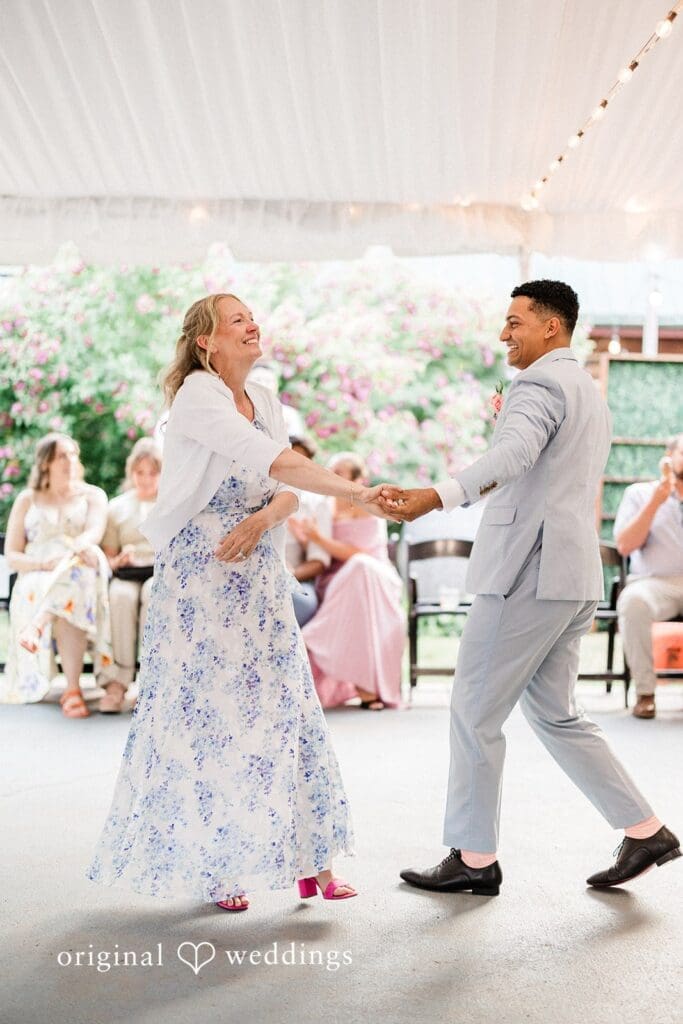 The Wallace Falls Lodge Wedding // Quinten & Connor -