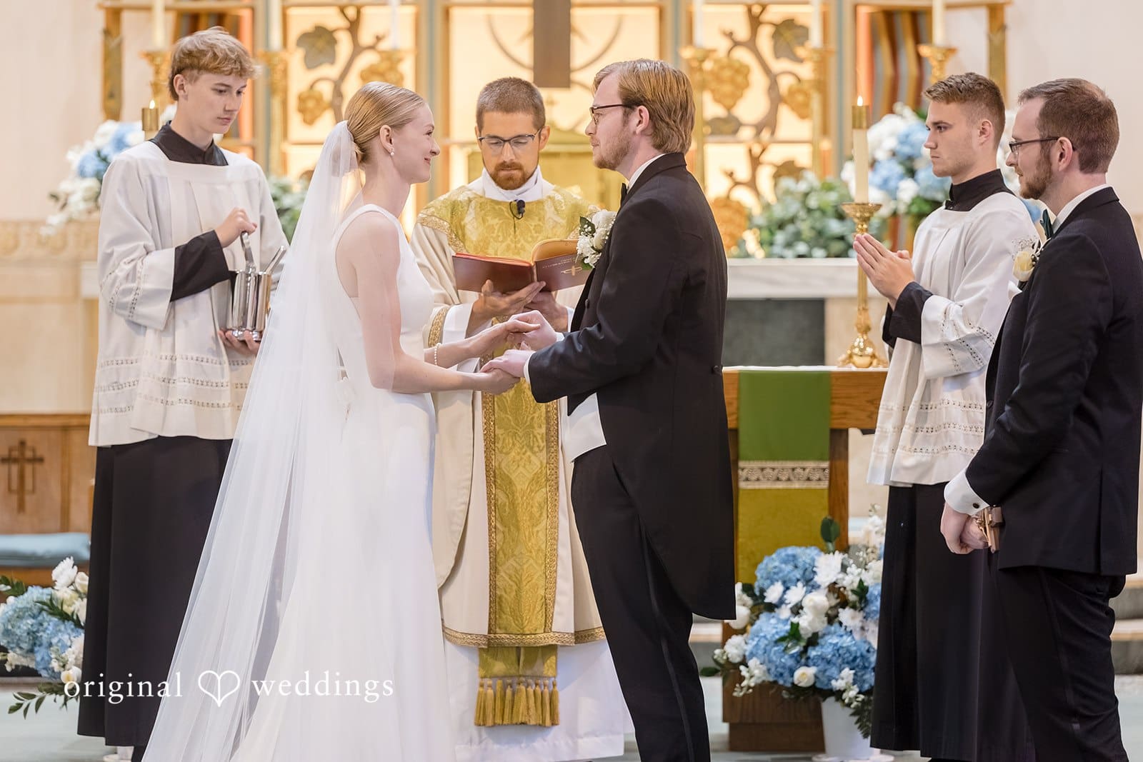 Tudor Arms Hotel Wedding // Veronica & Matthew -