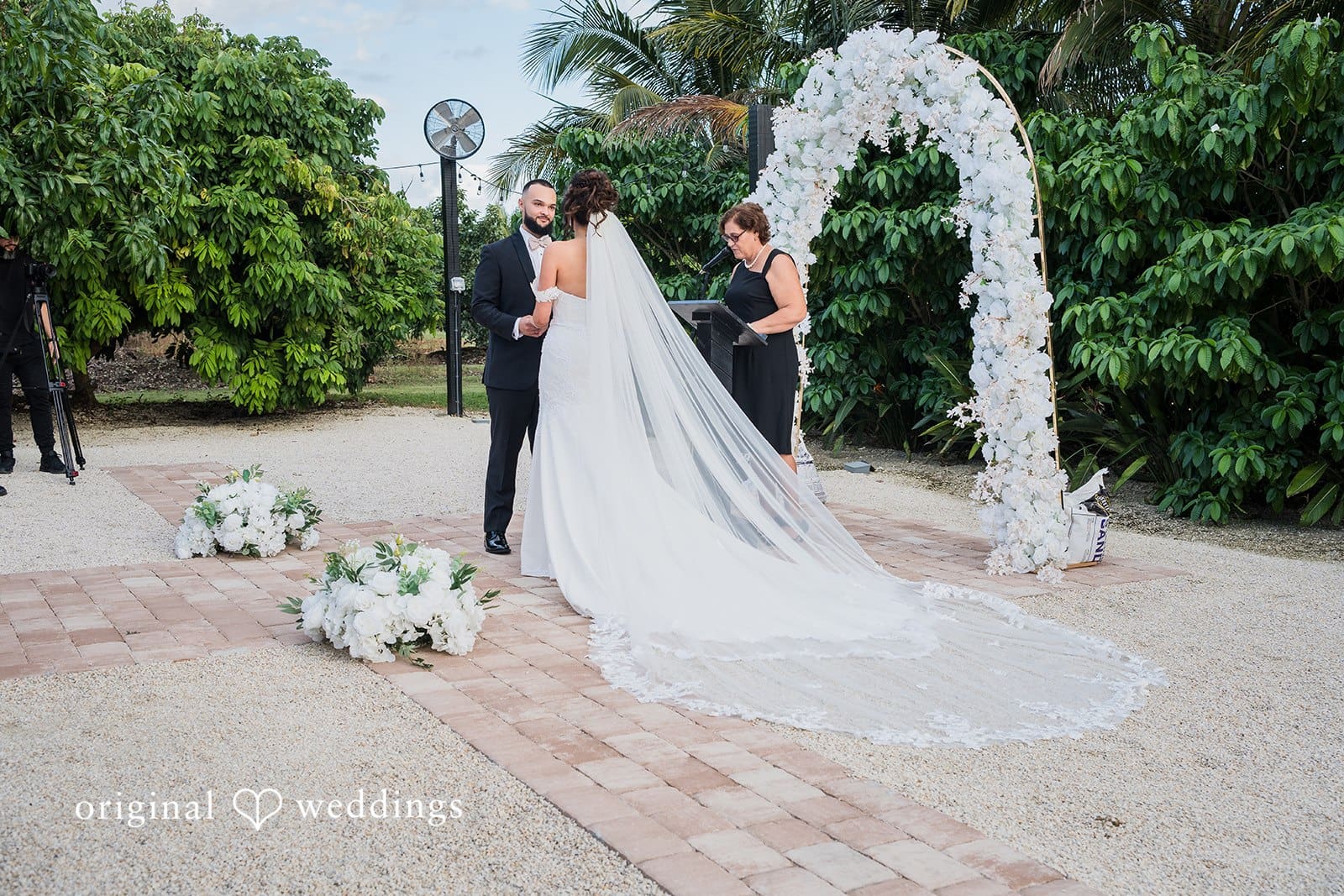 Ever After Farms Tropical Grove Wedding // Felix & Kristen -