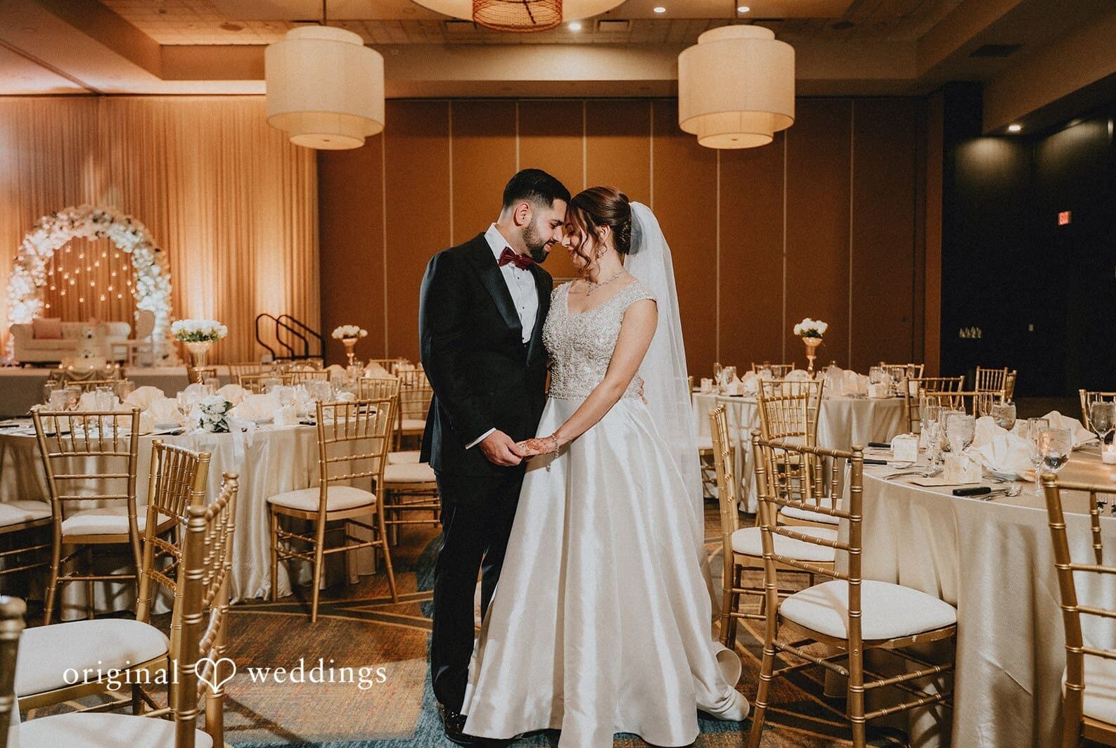 Embassy Suites by Hilton Naperville Wedding // Rhonda & Daneel
