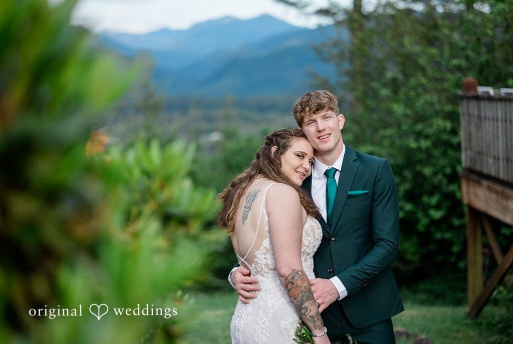 Nicole + Hunter Anderson Lodge - Hilltop House Wedding // Nicole & Hunter -
