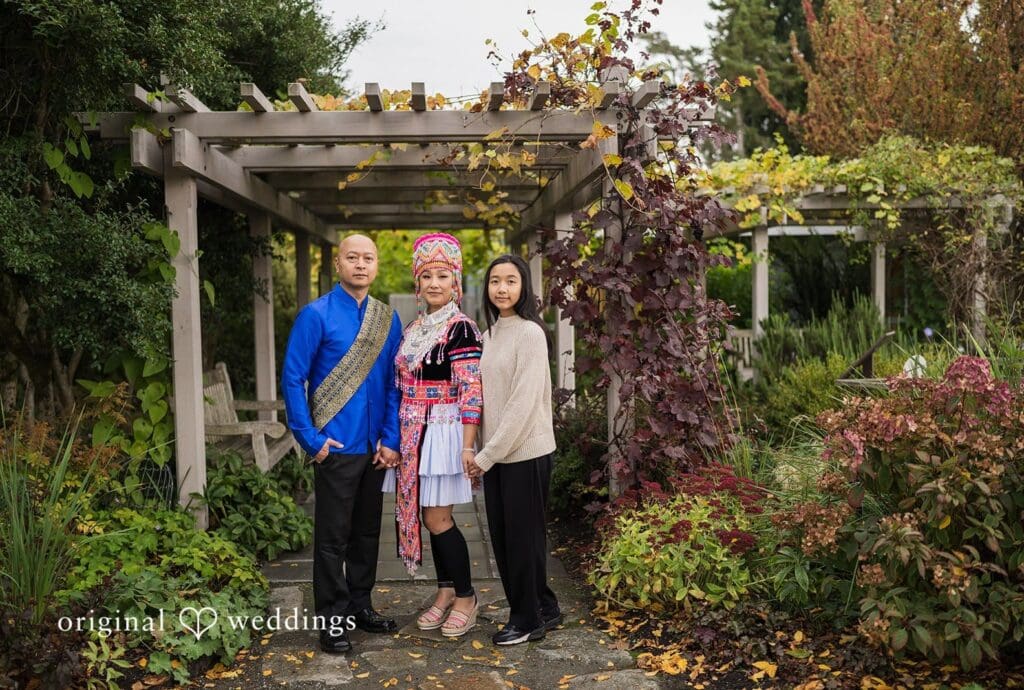 Kevin + Maney Bellevue Botanical Garden Engagement // Kevin & Maney -