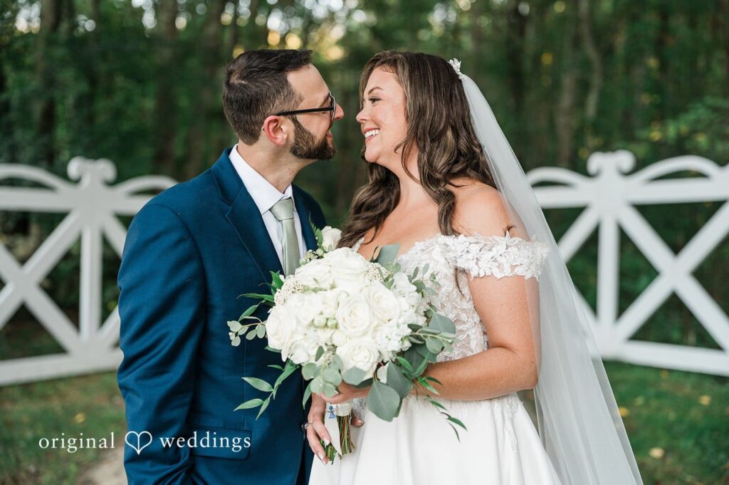 Jennifer + Zachary Bittersweet Farm Wedding // Jennifer & Zachary -