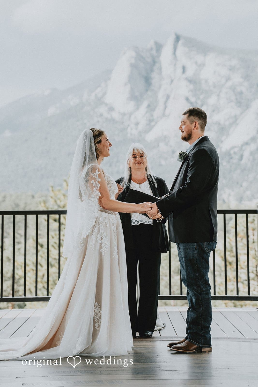 Black Canyon Inn Wedding // Jessica & Jake -