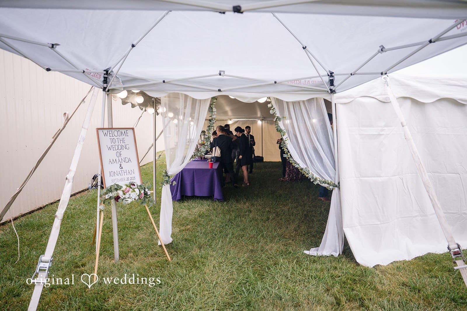 Chicago Backyard Wedding // Amanda & Jonathan -