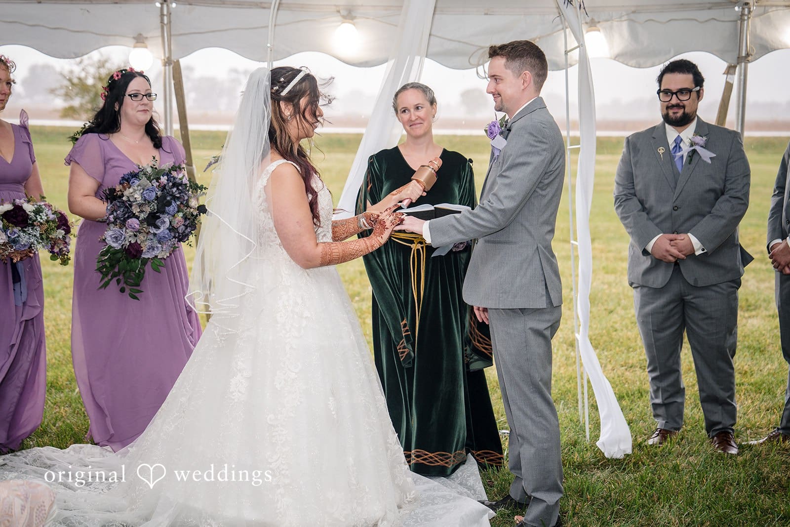Chicago Backyard Wedding // Amanda & Jonathan -